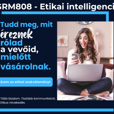 Mosolygó nő laptop előtt, aki épp rendelést ad le egy webshopban – GRM808 Etikai Intelligencia kampány a bizalom és etikus növekedés jegyében.